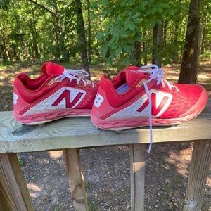 Mens New Balance baseball cleats